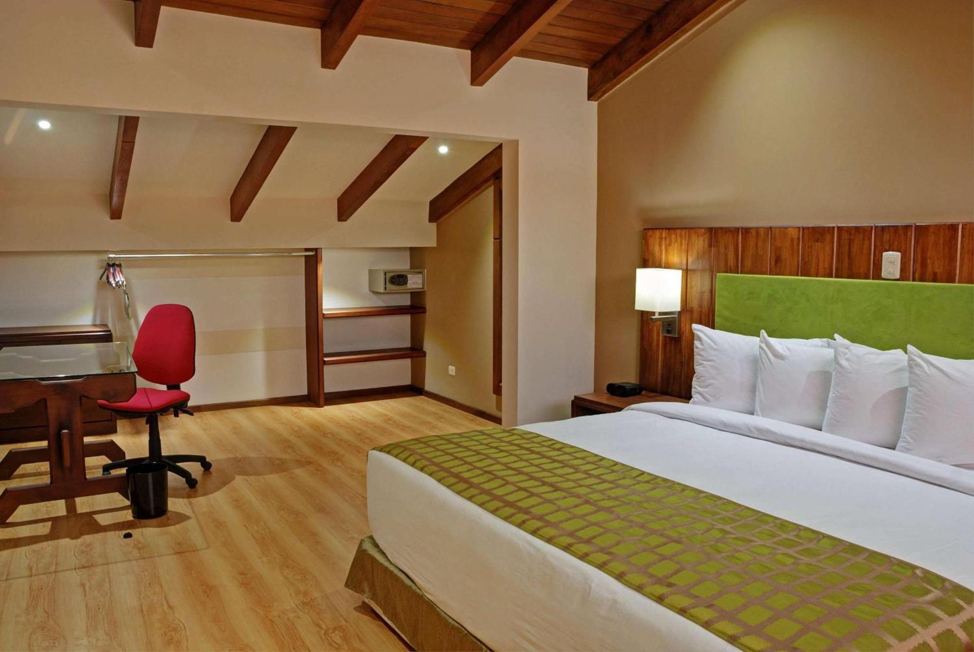 Country Inn & Suites By Radisson, San Jose Aeropuerto, Costa Rica Екстер'єр фото