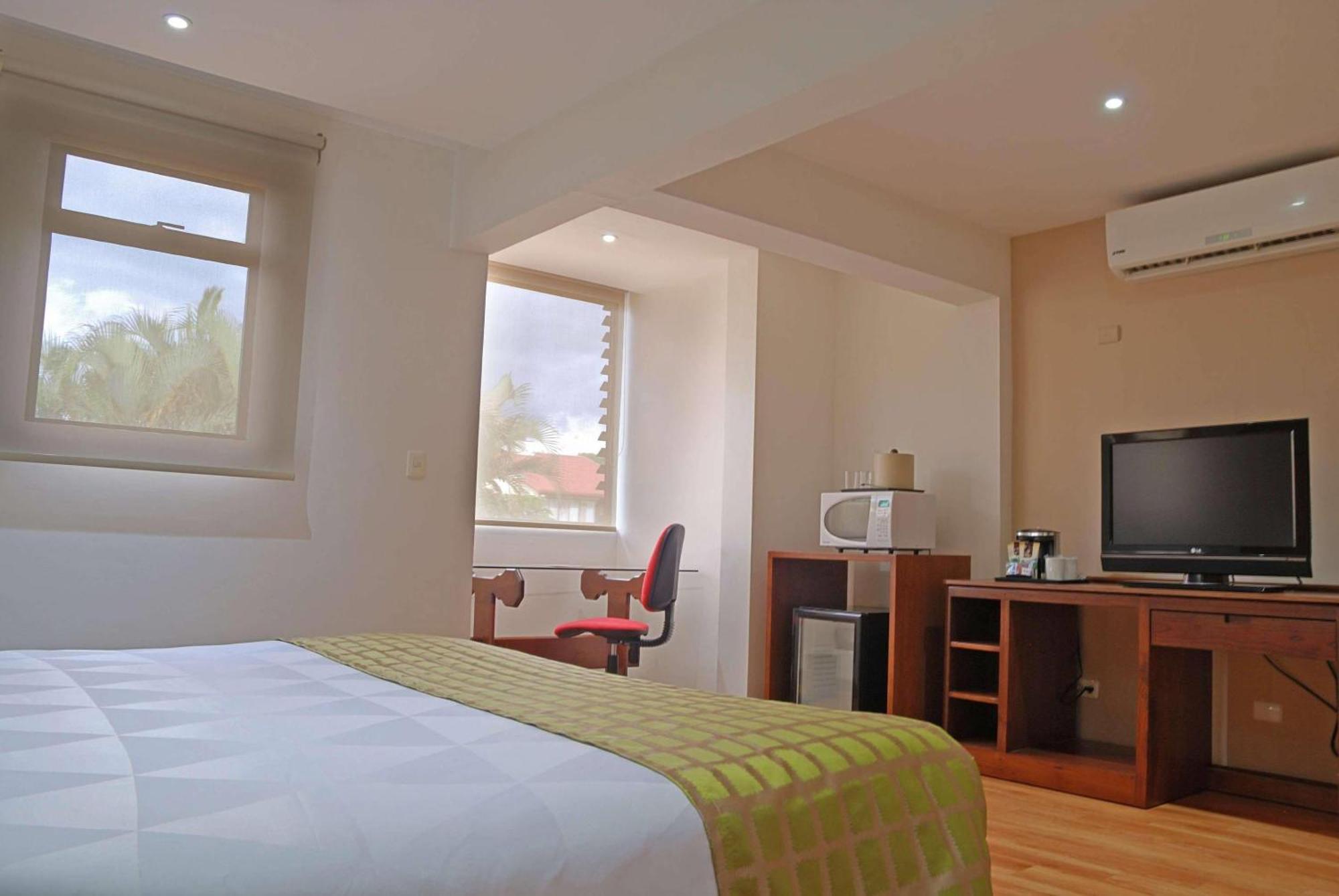 Country Inn & Suites By Radisson, San Jose Aeropuerto, Costa Rica Екстер'єр фото