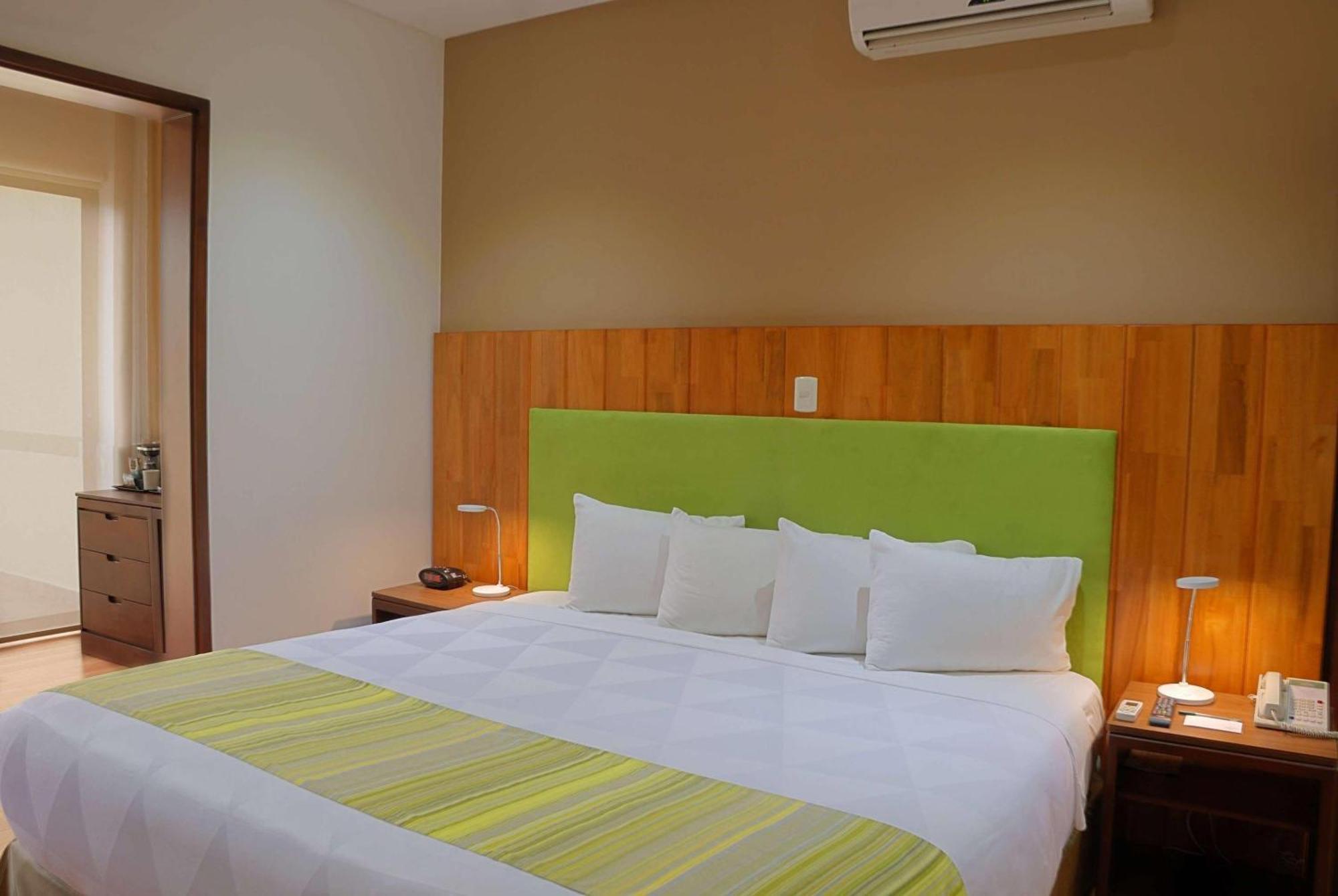 Country Inn & Suites By Radisson, San Jose Aeropuerto, Costa Rica Екстер'єр фото